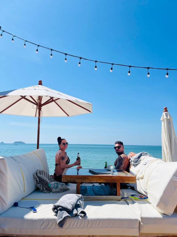 Miracle BeachClub With free Luxury Sunbeds&credit — photo 4