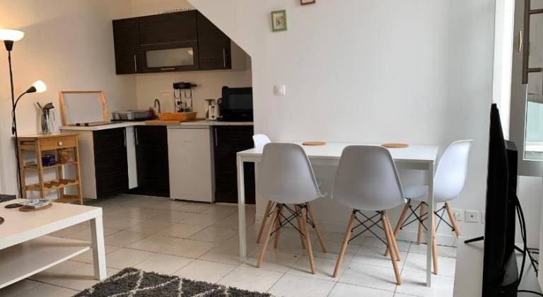 Apartment with 1 room for 4 persons — photo 2