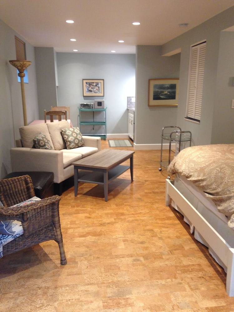 Bed and breakfast  Galiano Island
