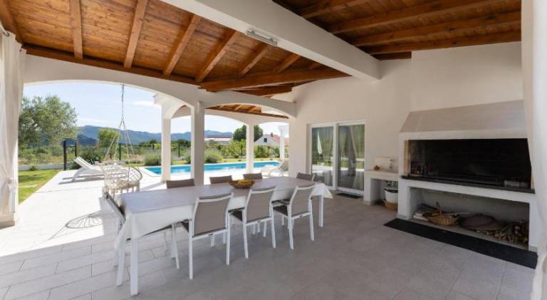 Villa Olivia - Peaceful Family Paradise Near Beach — photo 3