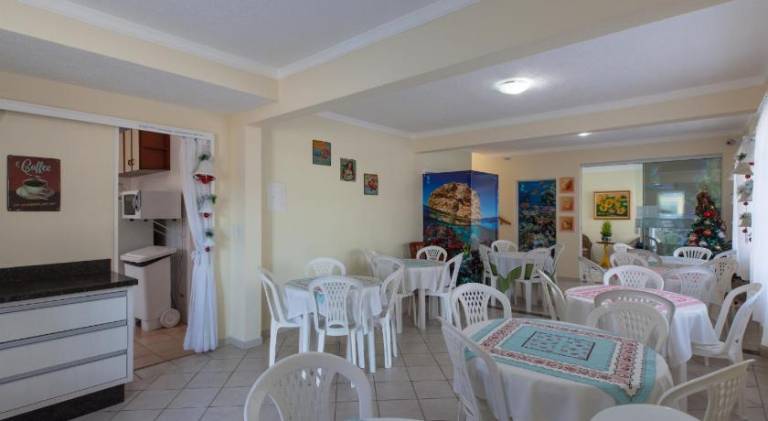 Bombinhas Praia Apart Hotel - Unidade rua Corrupiao — photo 4