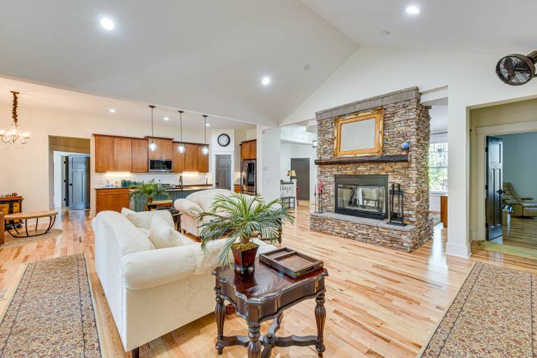 Fire Pit + Patio: Spacious Southern Pines Retreat — photo 5