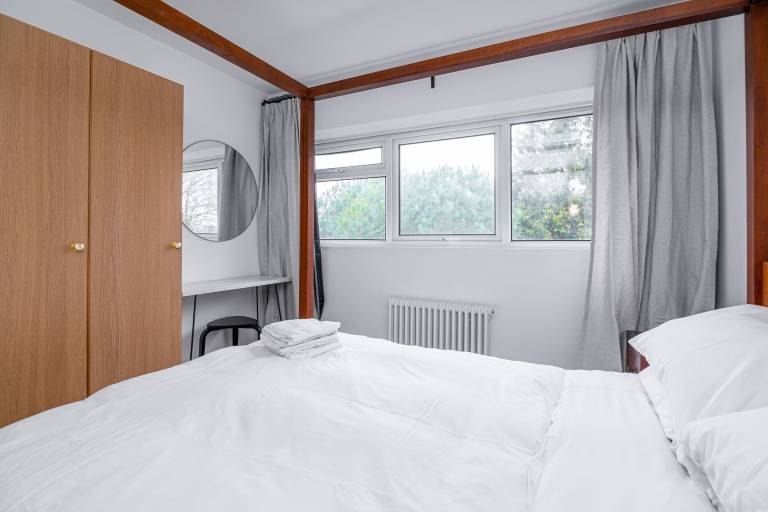 Apartment Chessington