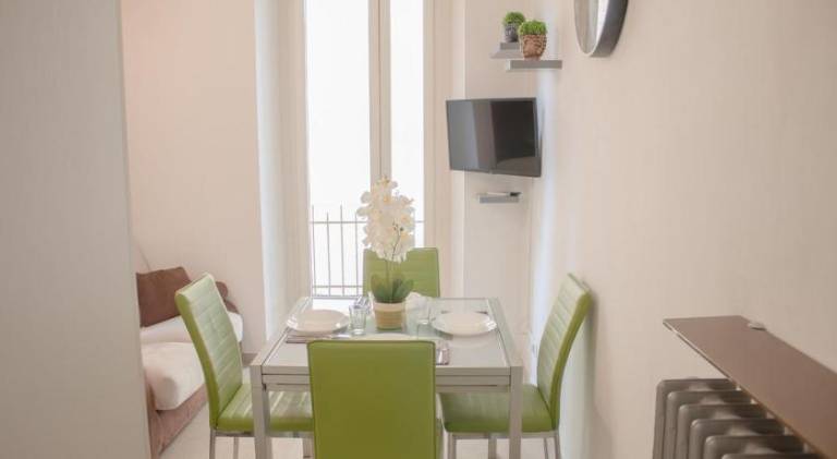 Apartment with 1 room for 4 persons in Turin