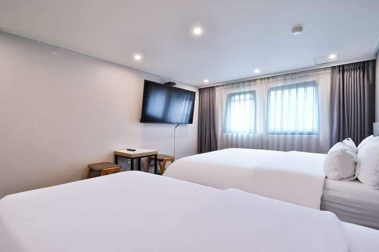 Anyang ILLOWA Hotel