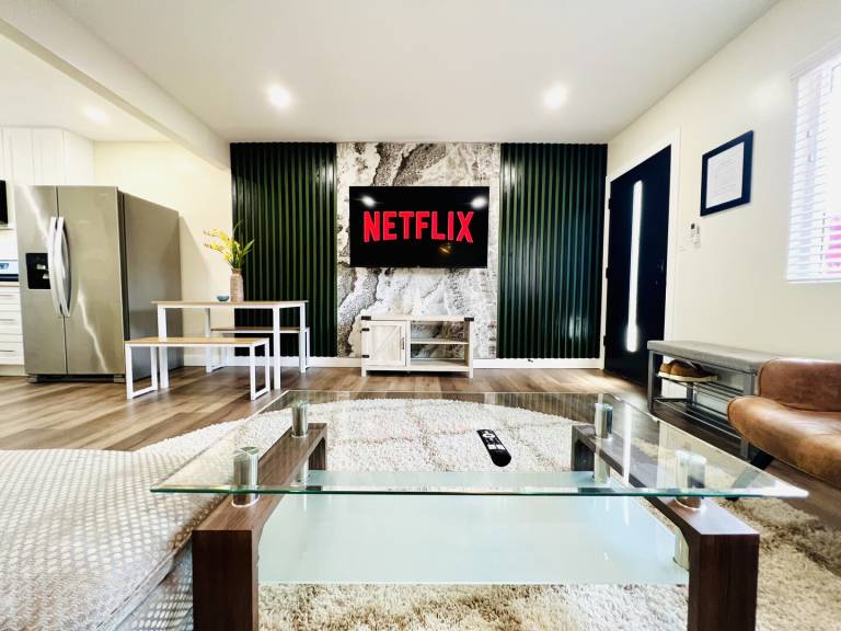 Family-oriented apartment with pool | Pet-friendly — photo 5
