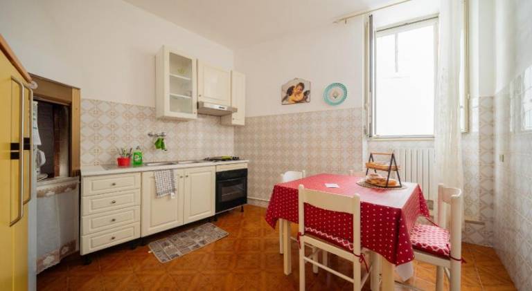 Holiday apartment with patio — photo 4