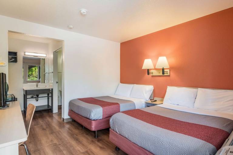 Motel  Cotati