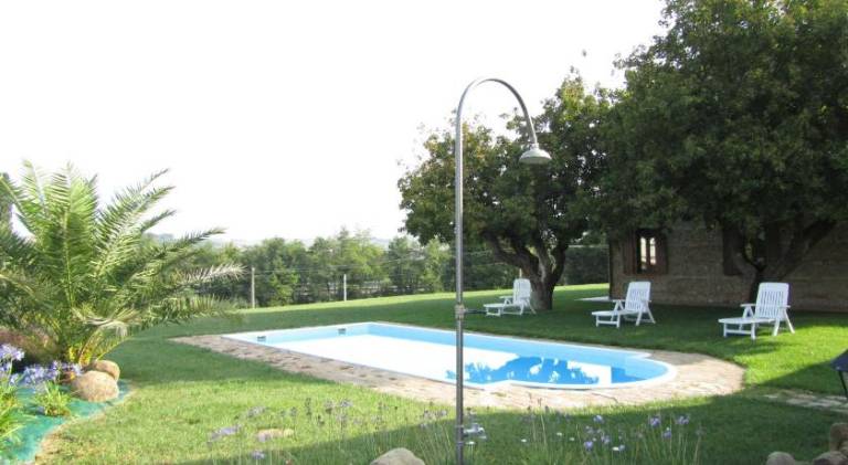 Child-friendly vacation home with terrace, pool & yard | Pets are welcome — photo 5