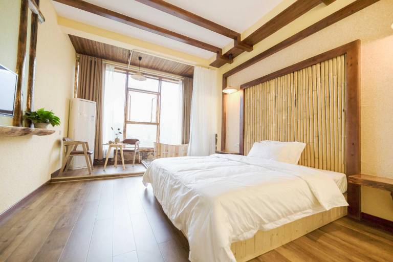 Vacation home with hot tub | Perfect for remote work in Zhangjiajie