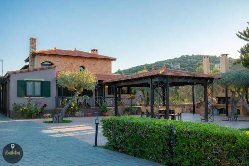 Villa Emporios