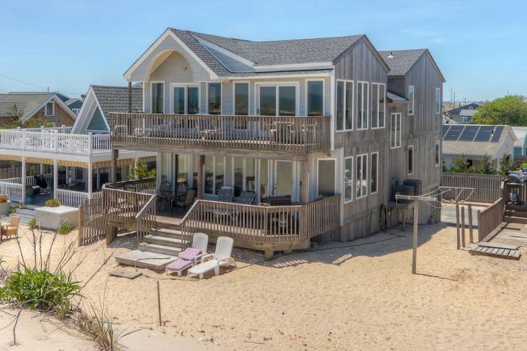 House Lavallette