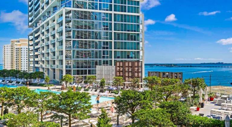Luxury 1 BR Condo W Icon Brickell-Waterviews — photo 3