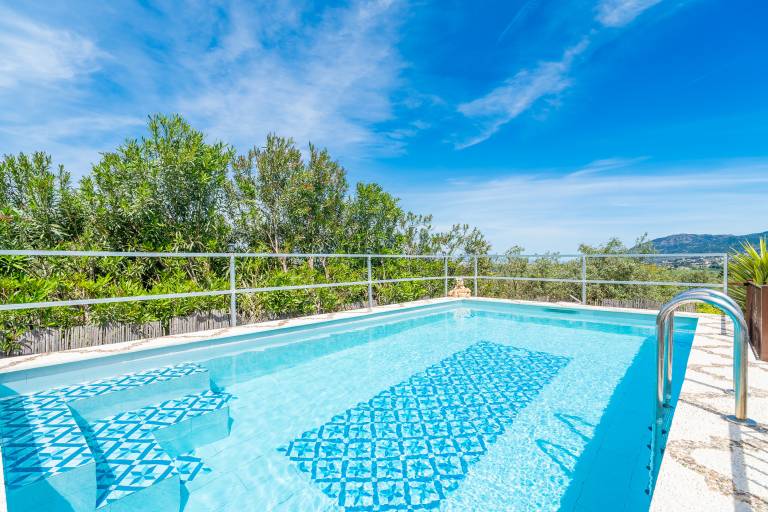 Cottage with private pool, terrace & grill | Mountain view — photo 4