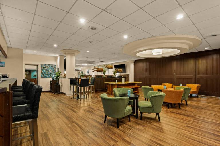 Airport Honolulu Hotel, Trademark Collection by Wyndham — photo 4