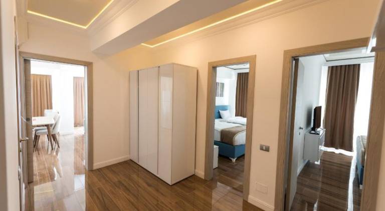 Serviced apartment with pool, jacuzzi & sauna — photo 5