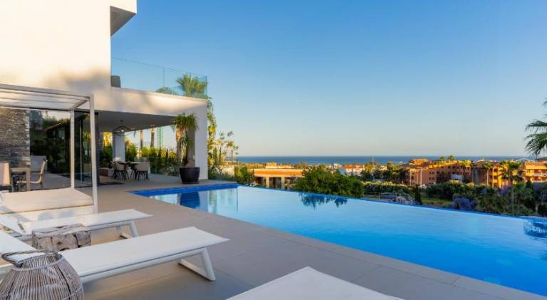 Villa Nido Modern 4 bed villa with sea views — photo 3