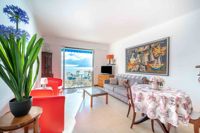 Apartment | Sea view — photo 2