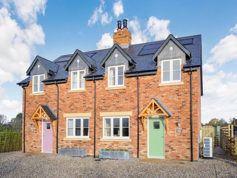 Cottage Oxhill