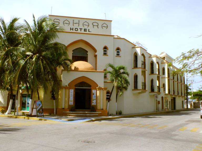 Sahara Hotel in Playa del Carmen