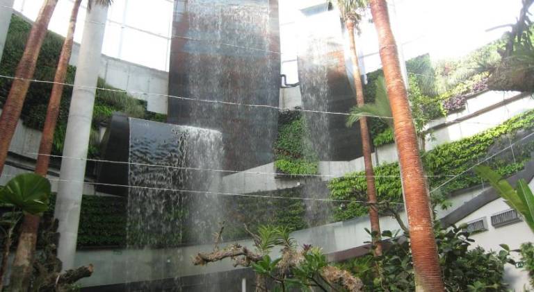 House with garden, pool & patio — photo 3