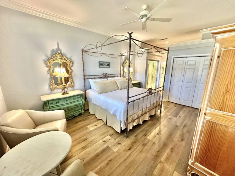 Children-friendly ample condo with patio & pool | Pets allowed — photo 2