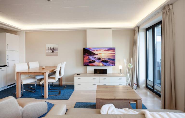 Ferienwohnung mit Pool in Prora, Ostsee f&uuml;r max. 3 Personen