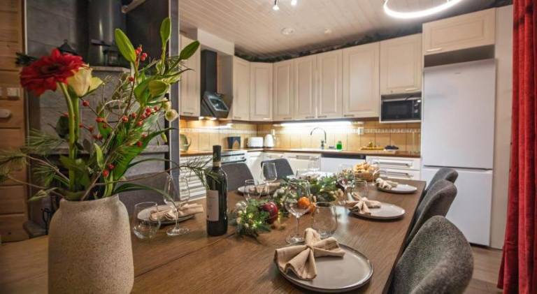 Sonka Resort Grand Villa with Private Sauna & Hot Tub — photo 4