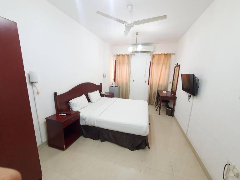 ALREEF HOTEL AND SUITES — photo 4