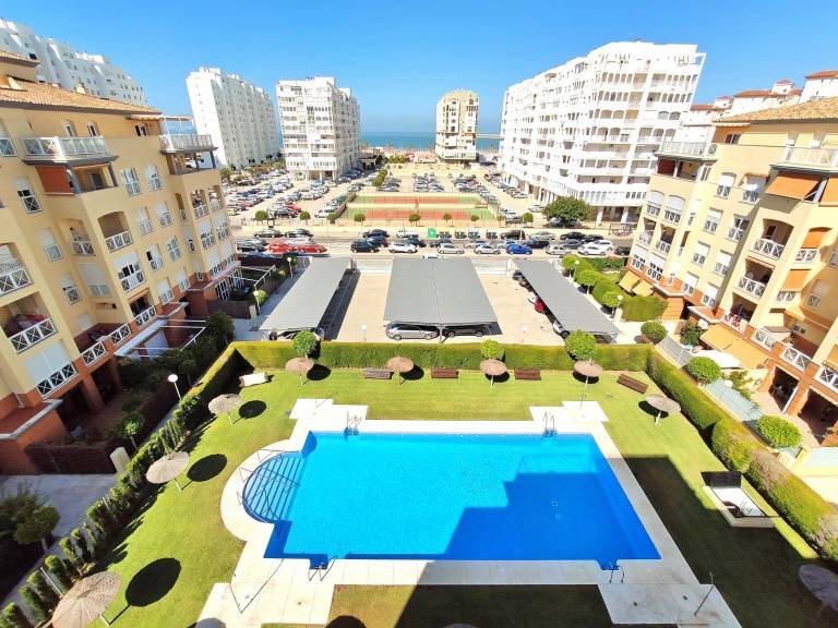 Apartment with patio & pool | Sea view — photo 2