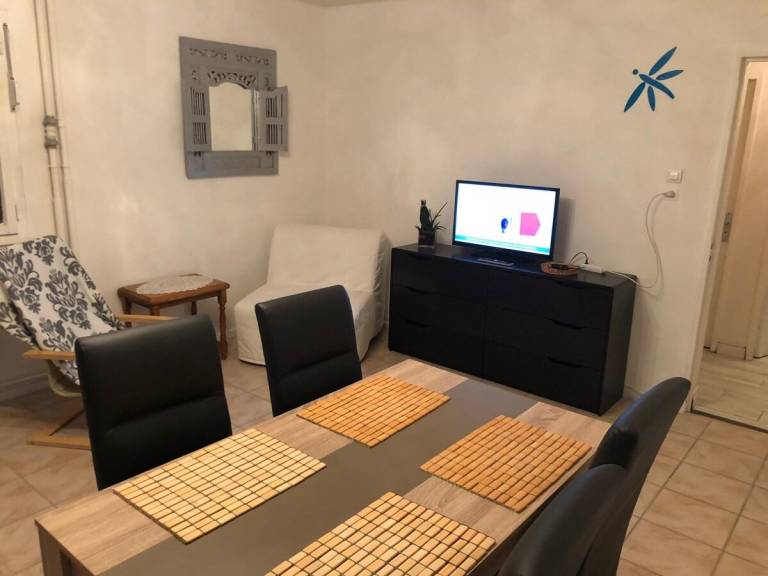 Holiday apartment with 2 rooms for 6 persons — photo 4