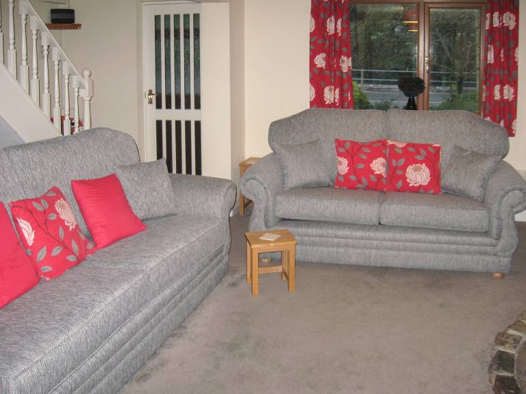 Cottage with yard & barbecue — photo 2