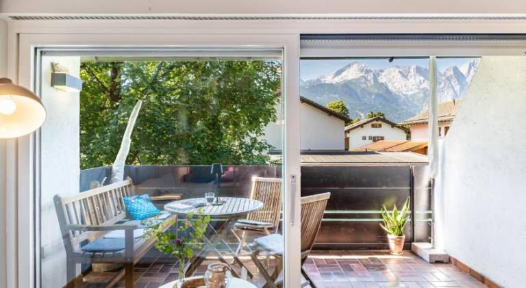 Holiday apartment with pool in Garmisch-Partenkirchen