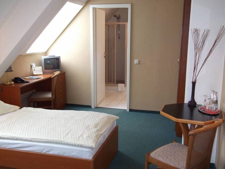 Pension  Ortslage Trotha