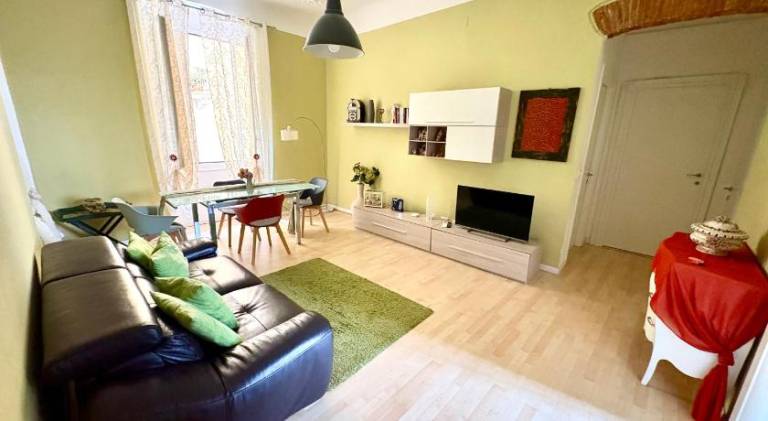 Apartment with 2 rooms for 6 persons in Vezzano Ligure