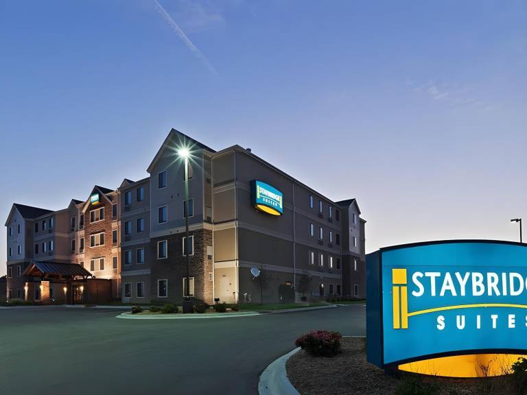 Staybridge Suites Wichita By IHG