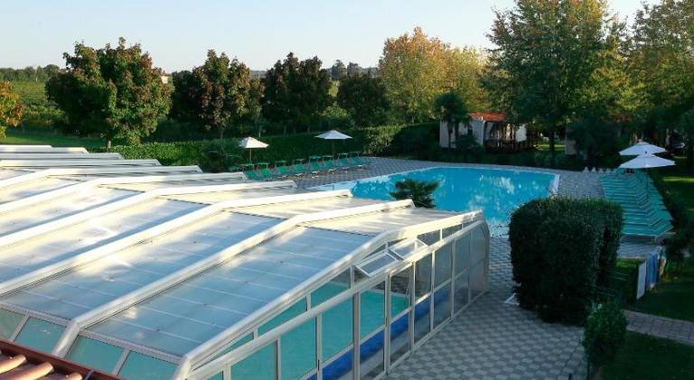 Beautiful farm with yard, patio & pool | Pets allowed in Pozzolengo