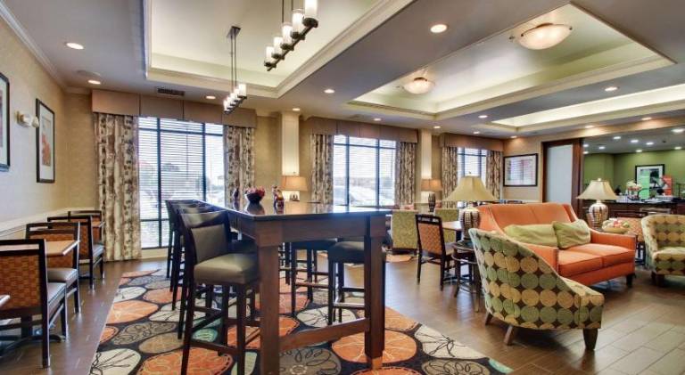 Hampton Inn Warner Robins — photo 2