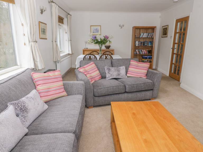Cottage with garden | Beach view — photo 4