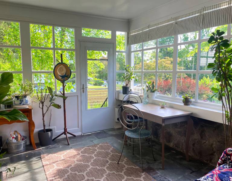 House with yard & terrace — photo 4
