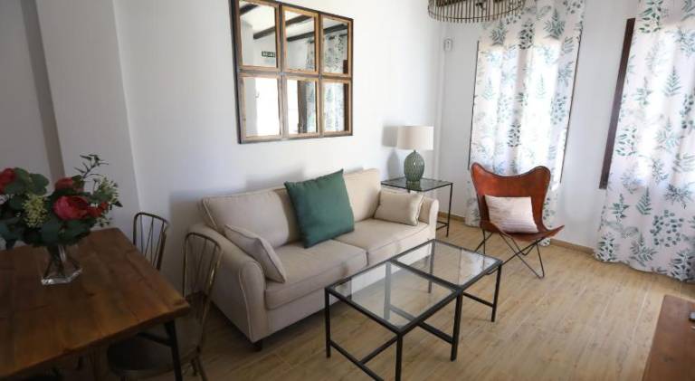 Apartment with private pool & terrace | Good for workation — photo 2