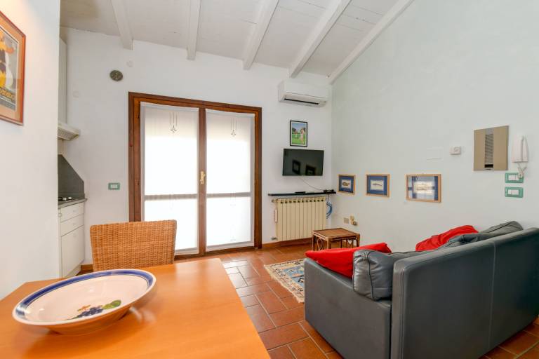 Studio with pool & terrace — photo 2