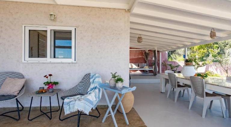 Lovely villa with yard, terrace & barbeque | Pet-friendly — photo 5