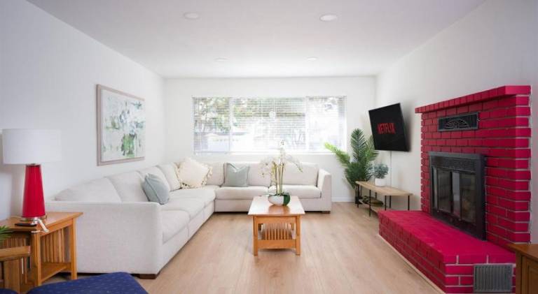 Charming house with pool | Perfect for remote work | Pets allowed — photo 2