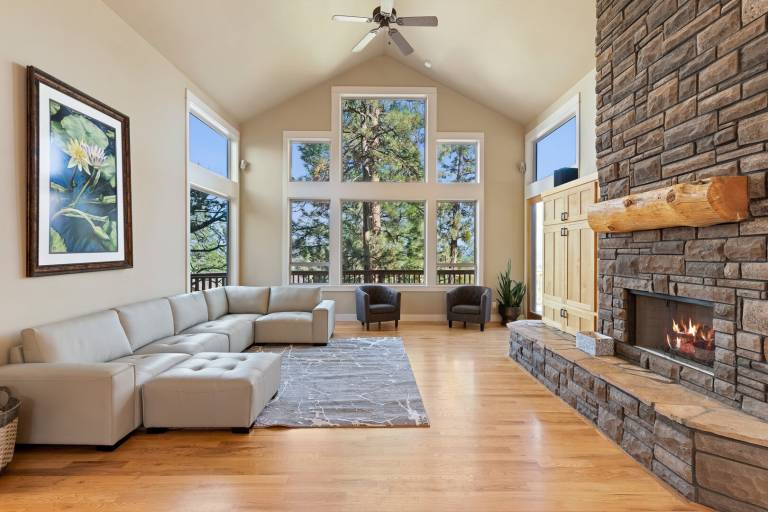Children-friendly beautiful house with patio | Pets allowed — photo 3