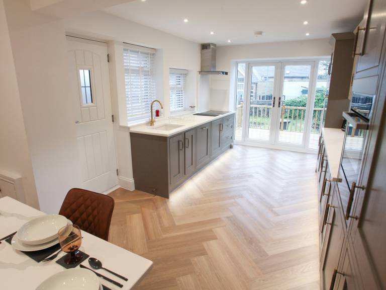 Child-friendly charming cottage with yard | Pet-friendly — photo 3
