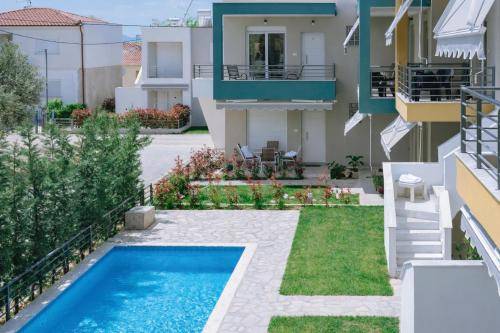 Nice rental apartment with terrace, yard & pool | Close to the beach | Pet-friendly — photo 2