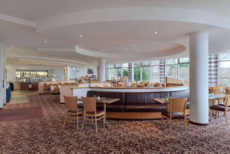 Ramada by Wyndham Dresden — photo 4