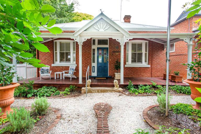 House Cowra