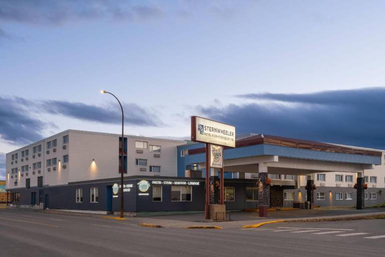 Sternwheeler Hotel & Conference Centre, Trademark by Wyndham in Whitehorse, YT